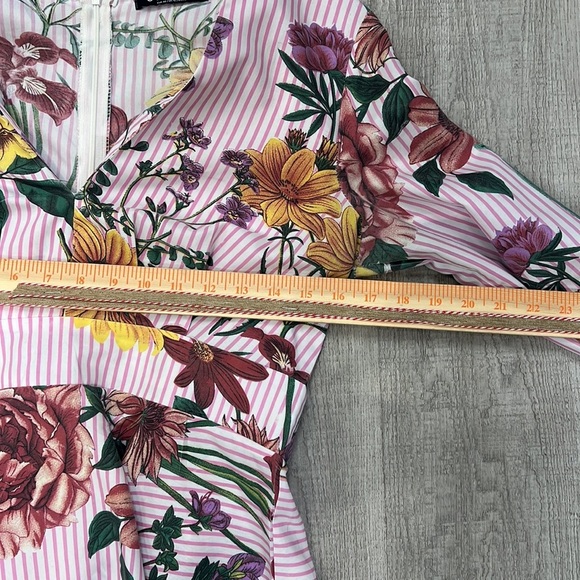 Jeuvre Floral Long Sleeve Size Large - Picture 8 of 10